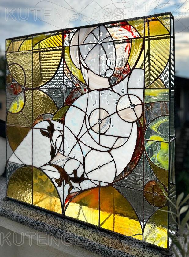 Stained glass sculpture SIREN